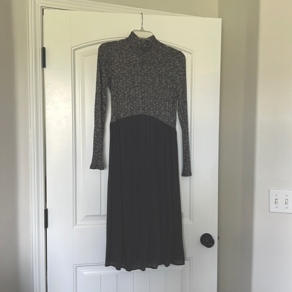 Bohme Gray Midi Sweater Dress